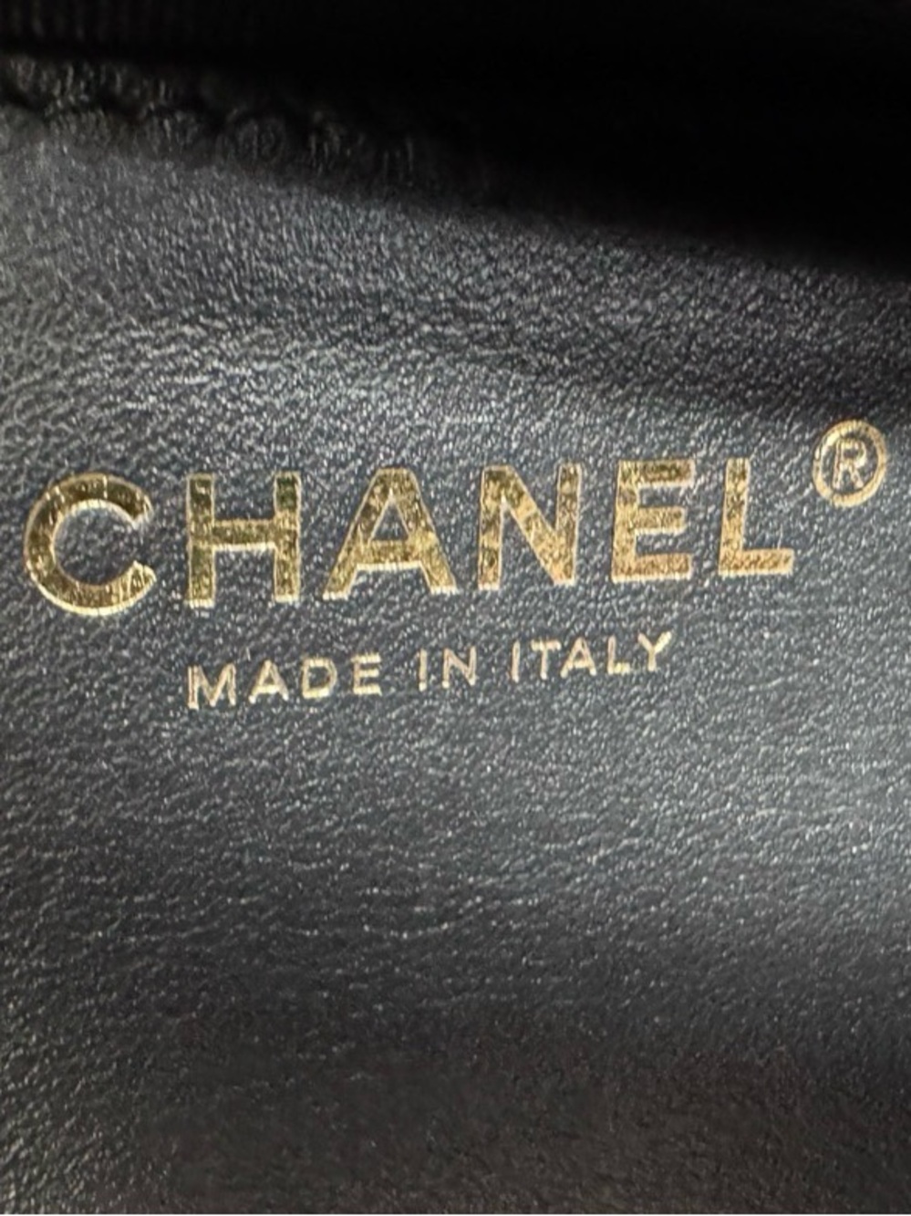 Chanel Maxi Black Washed Denim Bow Bag - Picture 10 of 12
